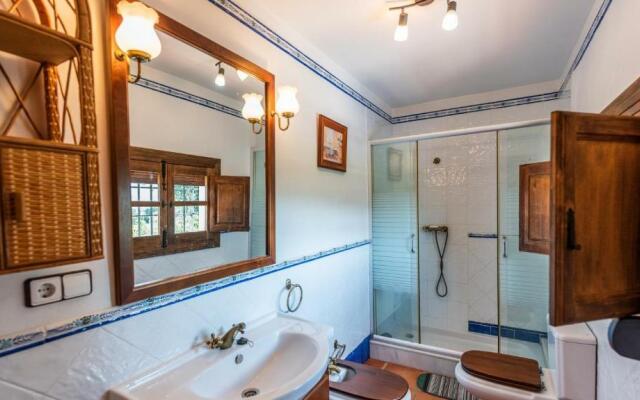 Casa Rufino Iznajar by Ruralidays