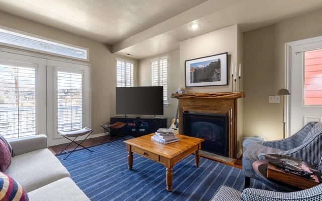 Woodside Ave in Park City