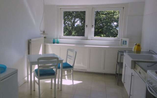 The Large Holiday Apartment