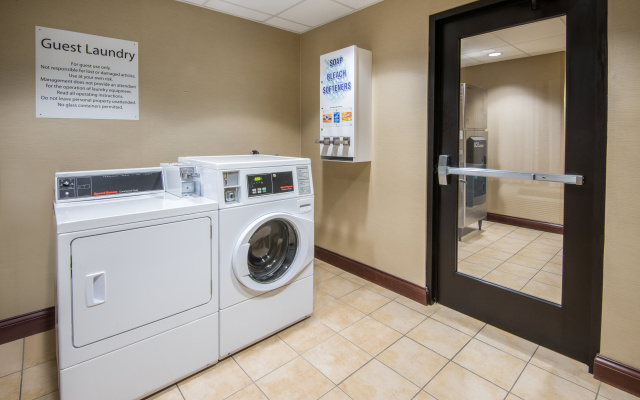 Holiday Inn Express & Suites Ashland by IHG