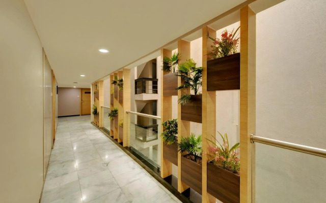 Central Beacon Hotel Surat