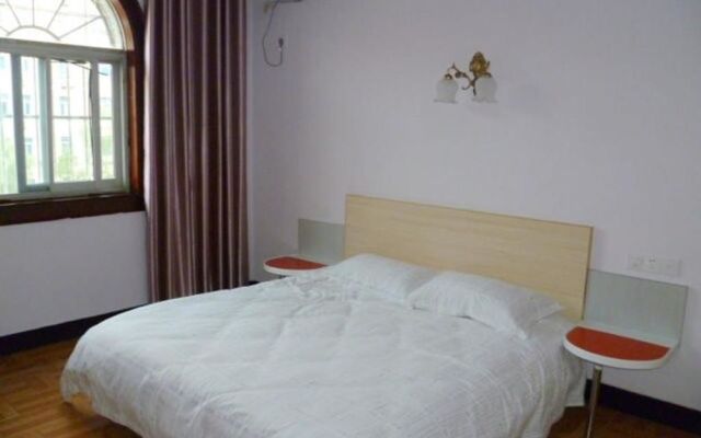 Qinyuan Hostel