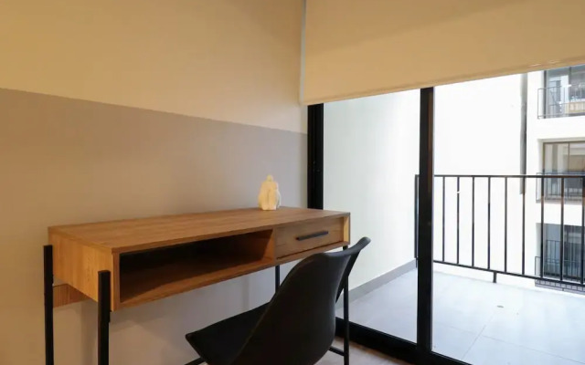 w Majestic 2BR w Balcony in Miraflores
