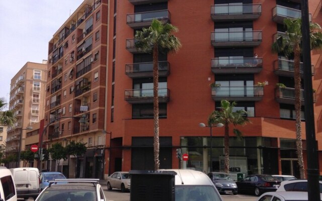 Apartment with 3 Bedrooms in València, with Wifi - 4 Km From the Beach