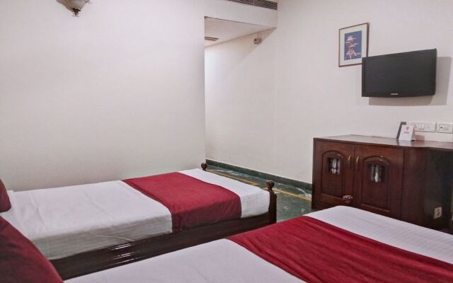 OYO 11316 Athithi INN