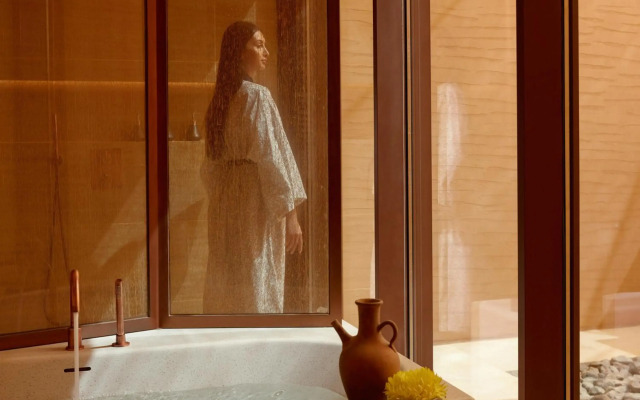 Banyan Tree Alula
