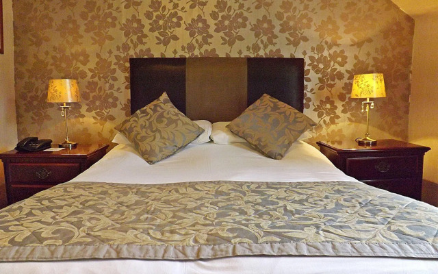 Cairndow Stagecoach Inn