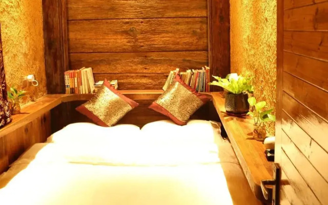 Mohe Log Hotel