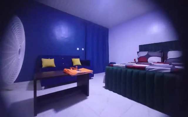 Apartment-sleeps2-parking-petfriendly