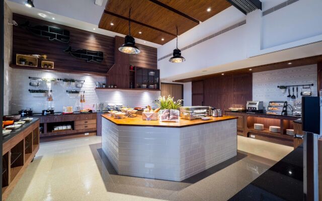 Watermark Hotel Kaohsiung Station