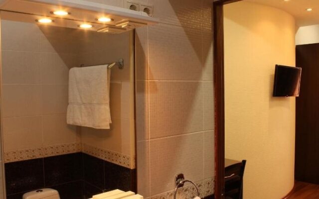 Отель Атлас