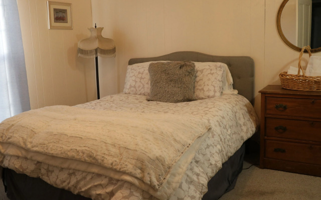 Hospitality Inn Bed & Breakfast