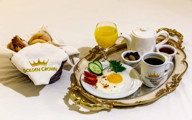 Hotel Golden Crown