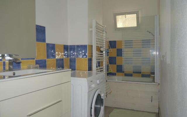 Appartement hypercentre Tarbes - 2 grandes chambres