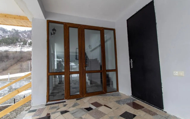 Beso Guledani Guesthouse