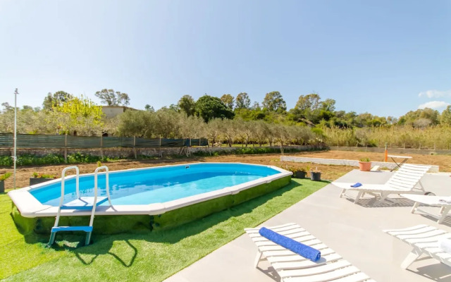 White Villa With Swimming Pool