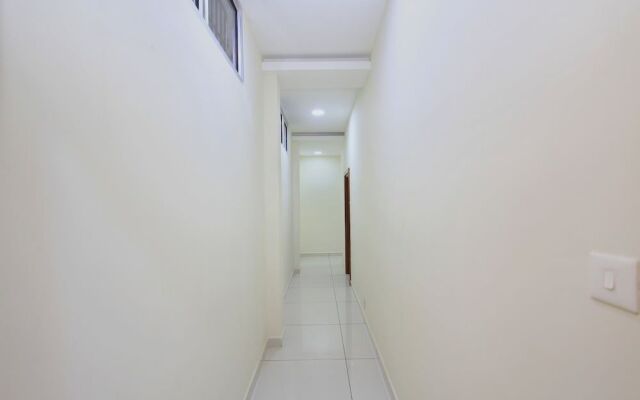 OYO 10777 Home Compact 2BHK Anna Salai