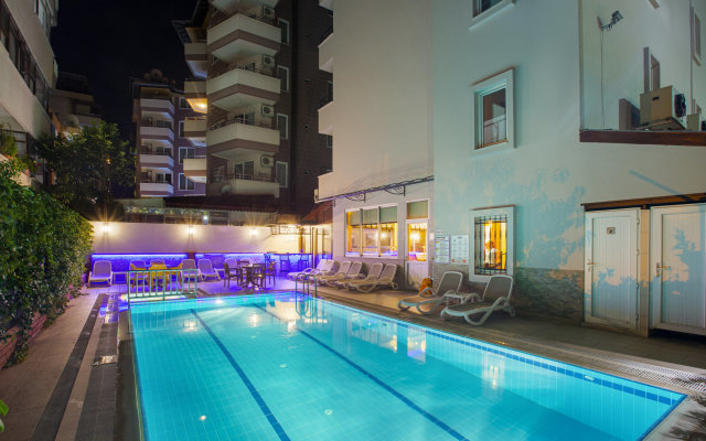 Alanya Beach Hotel