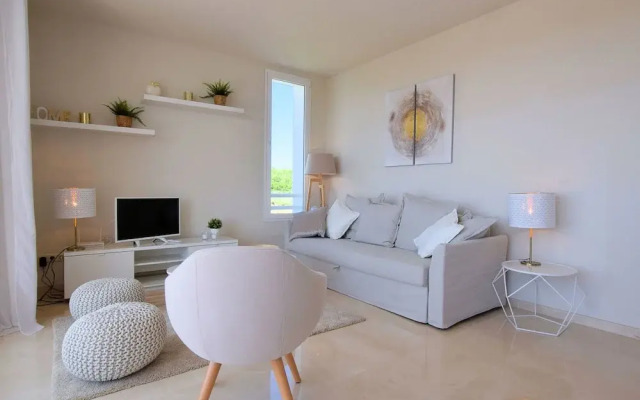 Beautiful Apartment in Estepona With Sauna
