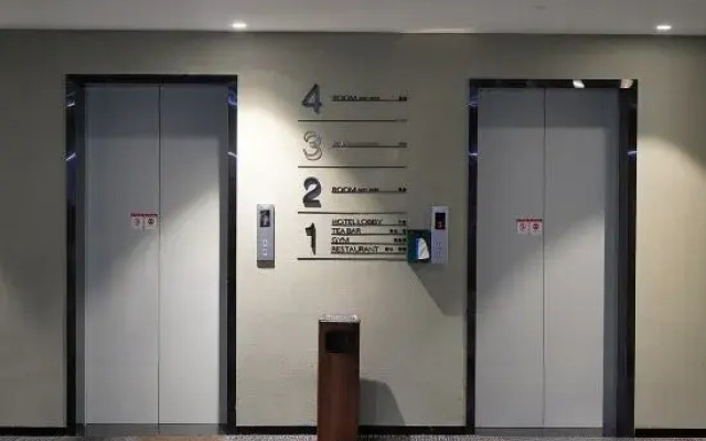 Hostel In Grove