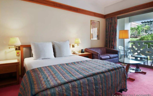 Hilton Yaounde