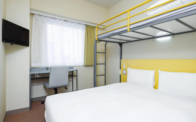 Comfort Inn Chiba Hamano – Guest Rooms – Chiba