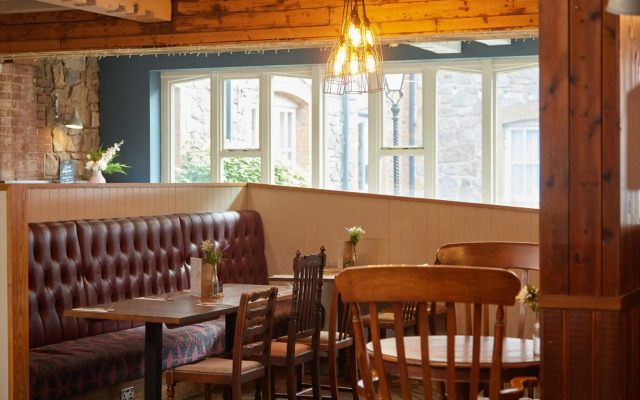 The Fieldhead Hotel by Greene King Inns