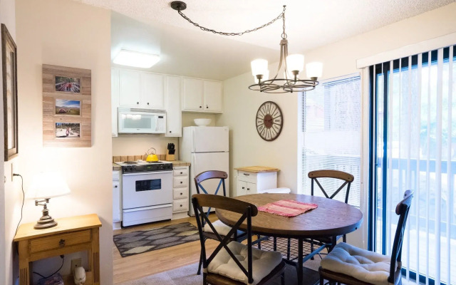 Sherwin Villas 32 - One Bedroom Condo