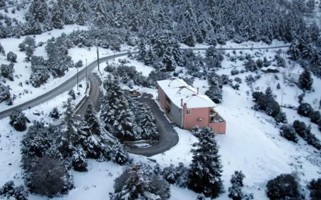 Vytina Mountain View Hotel