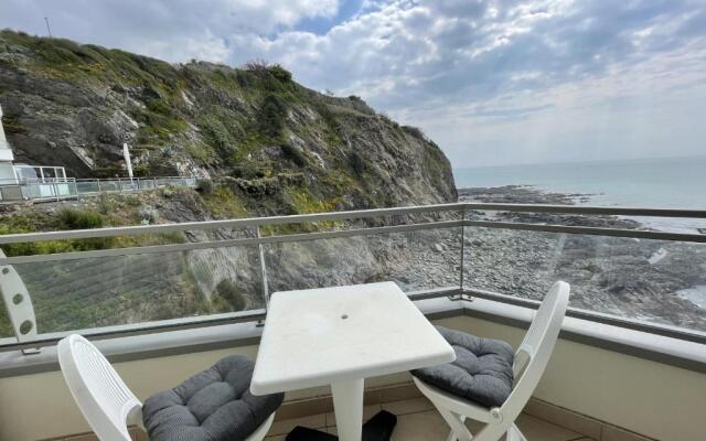 Appartement Granville, 3 Pièces, 4 Personnes - Fr-1-361-161