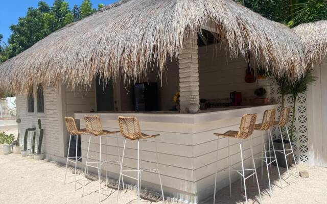 Love Coconut Bungalow