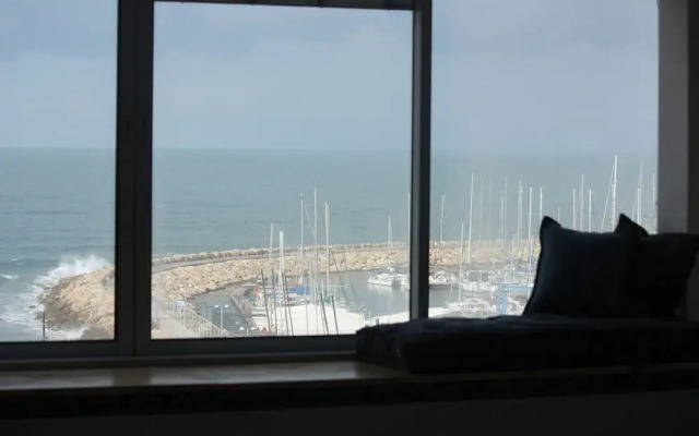 TLV Suites on the beach