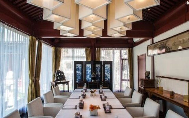 Lv Garden Huanghuali Art Galery Beijing Hotel