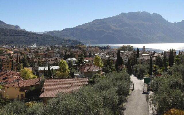 Aparthotel Englovacanze