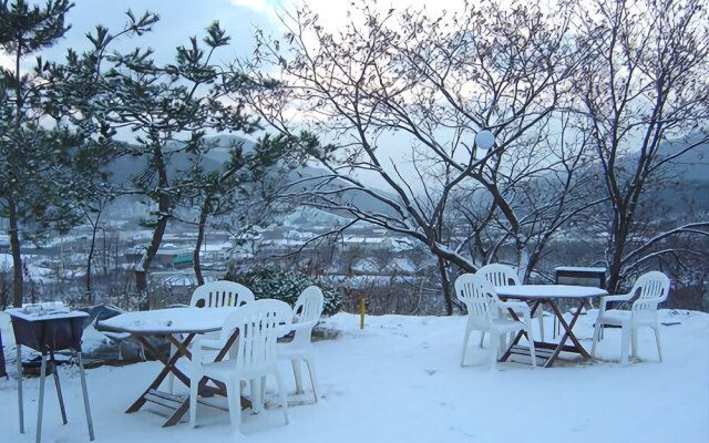 Yangpyeong Iris Pension