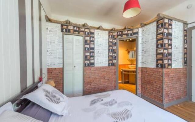 LEscale Marine - Couette et Café