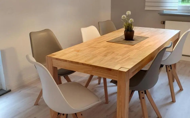 Tolle 125m² Erdgeschoßwohnung im Einzelhaus