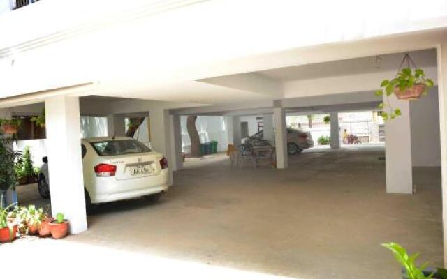 Greams Road Fusion - Near Apollo