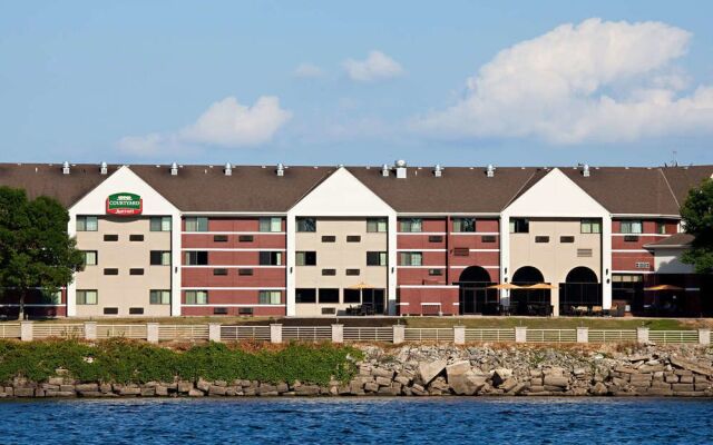 Courtyard La Crosse Downtown/Mississippi Riverfront