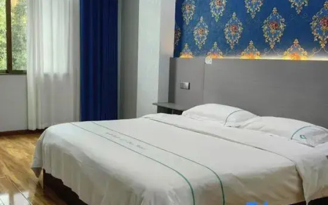 Pu'er Jindu Hotel