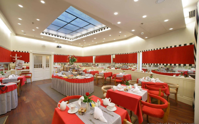 Mamaison Hotel Riverside Prague