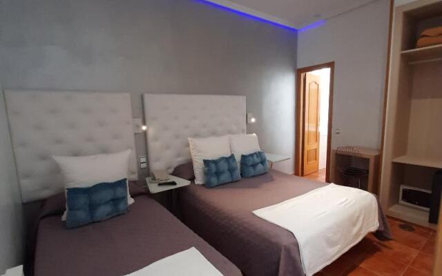 Hostal Las Fuentes - Adults Only