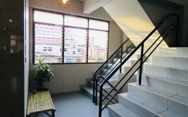 Mam's House Khaosan