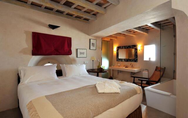 Boutique Hotel V-by Grupo Tribu