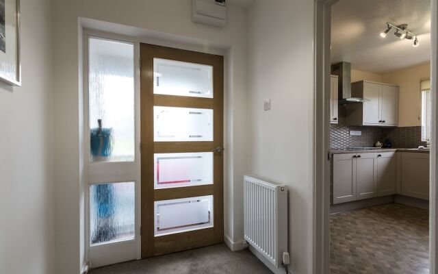 Meadow View - 3 Bedroom Holiday Home