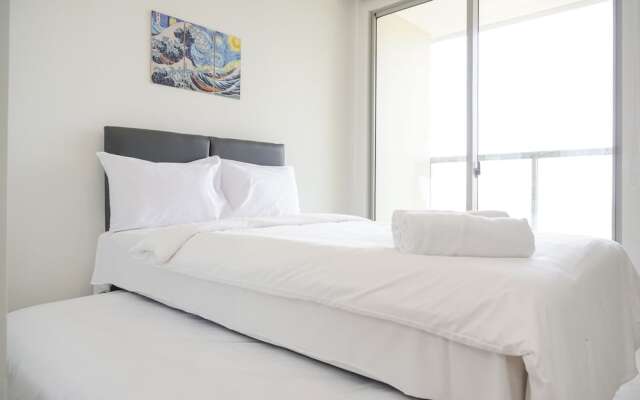 Best Comfy Studio At Gold Coast Apartment