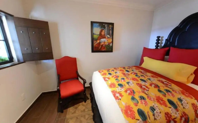 Spacious 3 Bedroom With Plunge Pool in Cabo