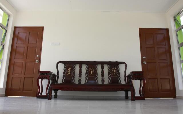 Hotel Alor Villa