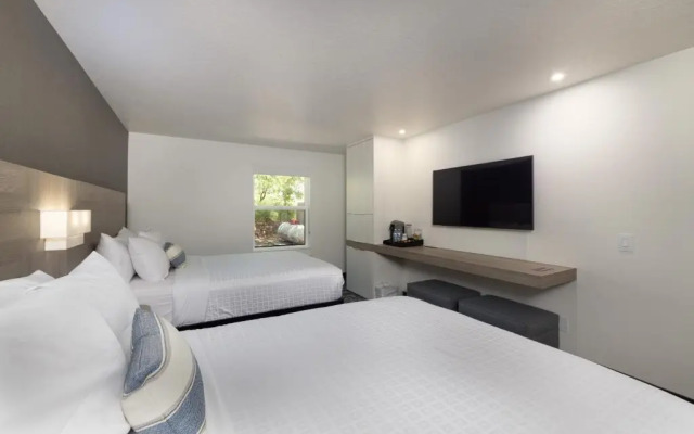 Quality Inn & Suites Montclair
