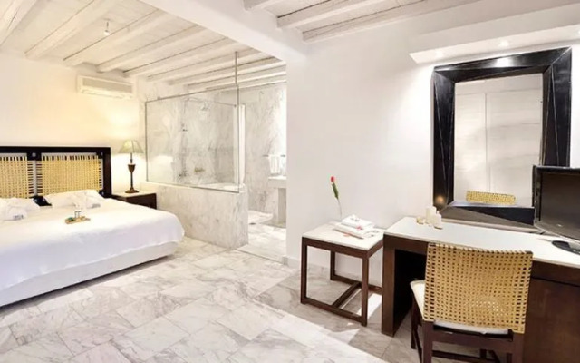 Mykonos Lumiere Villas